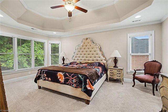 6620 Village Brook Trail, Clemmons, NC 27012
