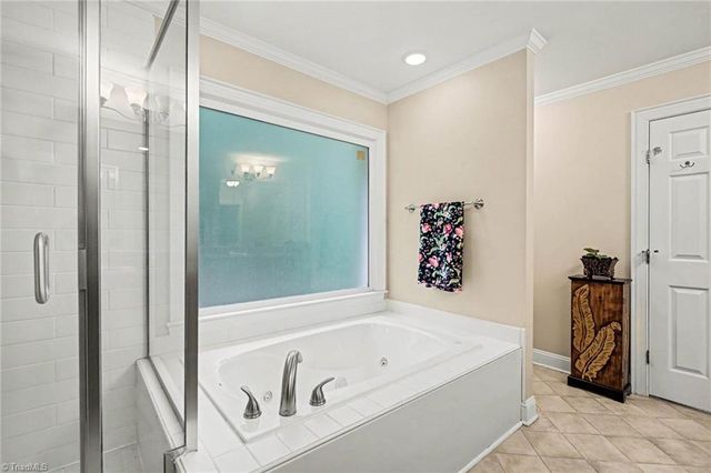 6620 Village Brook Trail, Clemmons, NC 27012