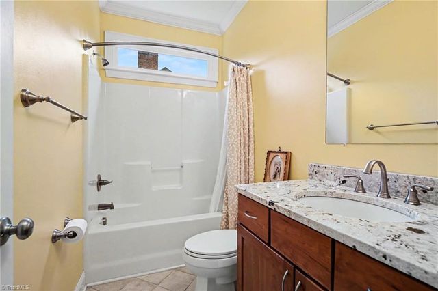 6620 Village Brook Trail, Clemmons, NC 27012