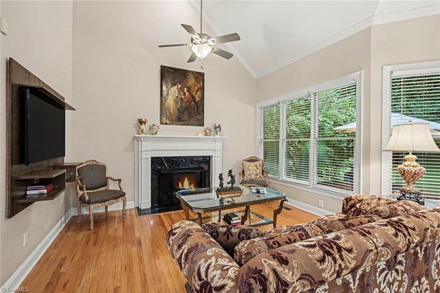 6620 Village Brook Trail, Clemmons, NC 27012