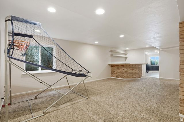 104 E CLEAR CREEK DR, Sandy, UT 84070