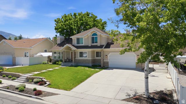 104 E CLEAR CREEK DR, Sandy, UT 84070