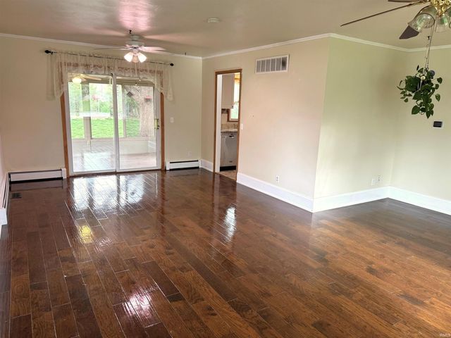 345 N Pleasant Run, Crawfordsville, IN 47933