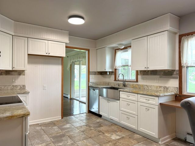 345 N Pleasant Run, Crawfordsville, IN 47933