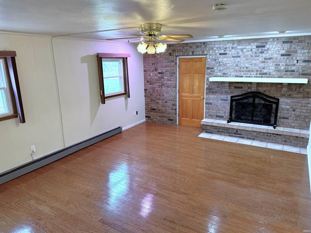 345 N Pleasant Run, Crawfordsville, IN 47933