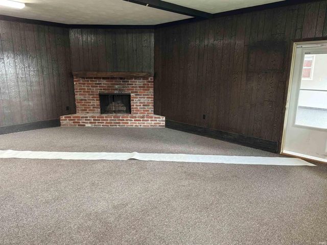 345 N Pleasant Run, Crawfordsville, IN 47933