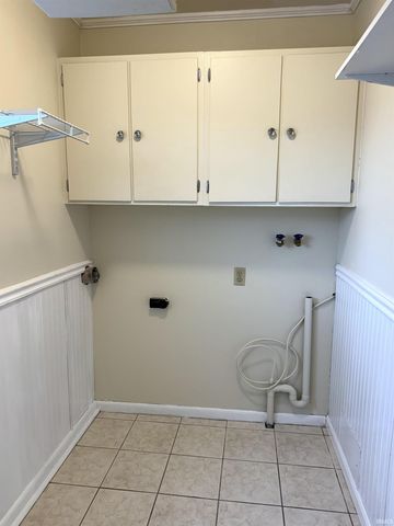 345 N Pleasant Run, Crawfordsville, IN 47933
