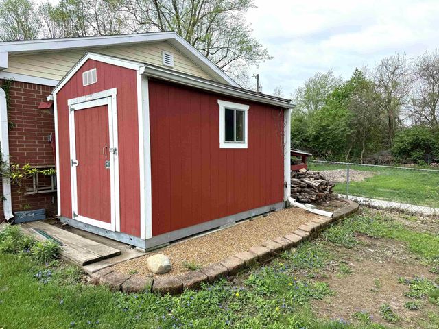 345 N Pleasant Run, Crawfordsville, IN 47933