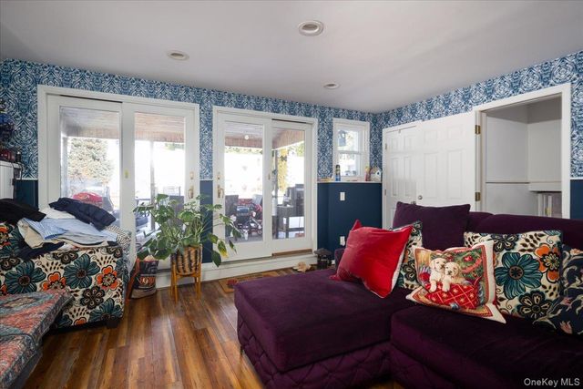 111 Jerusalem Avenue, Massapequa, NY 11758