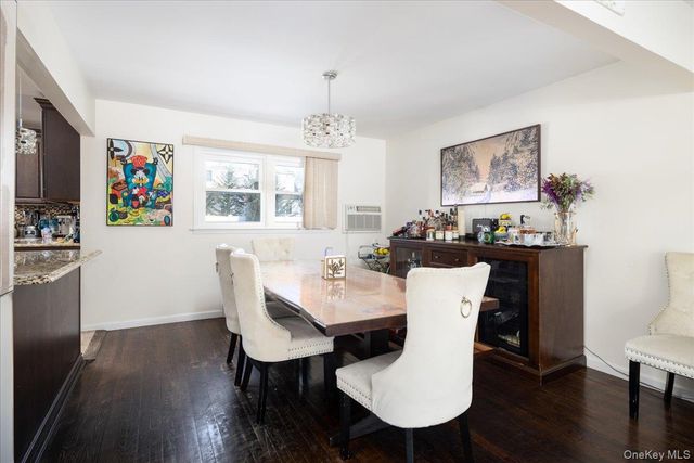 111 Jerusalem Avenue, Massapequa, NY 11758