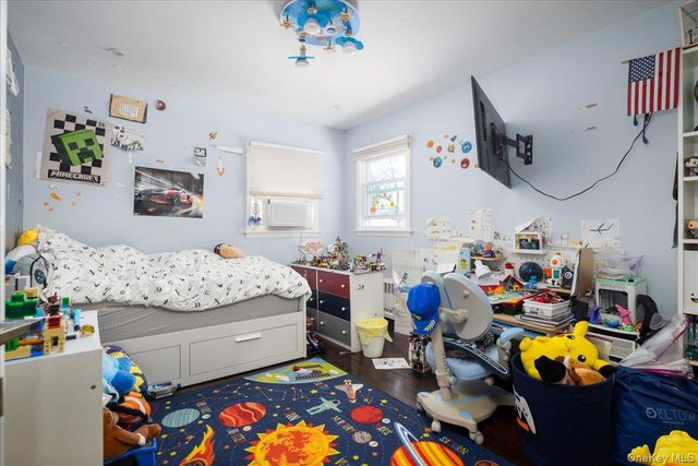 111 Jerusalem Avenue, Massapequa, NY 11758