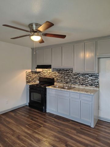 5301 Collingsworth Street 10, Houston, TX 77026