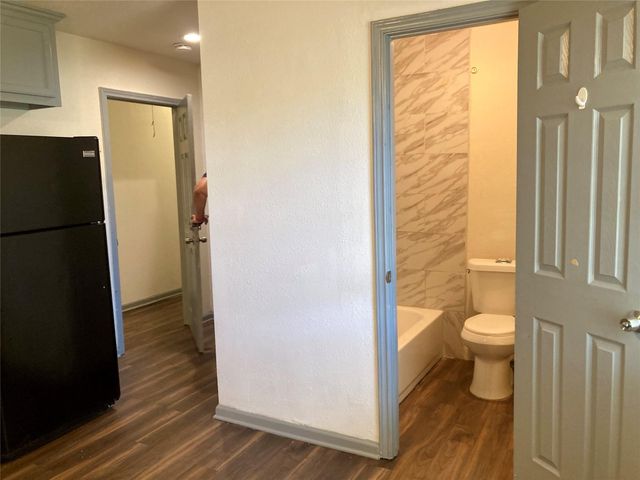 5301 Collingsworth Street 10, Houston, TX 77026