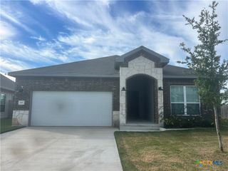 631 Friar Tuck Drive, Temple, TX 76502