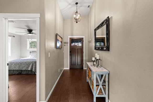 2035 SW Truman Way, Grants Pass, OR 97526