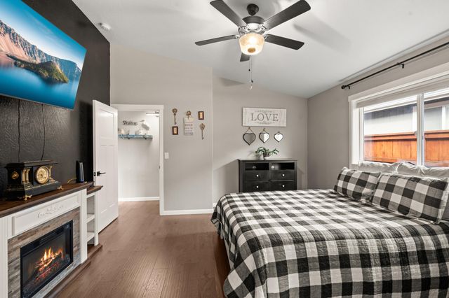 2035 SW Truman Way, Grants Pass, OR 97526