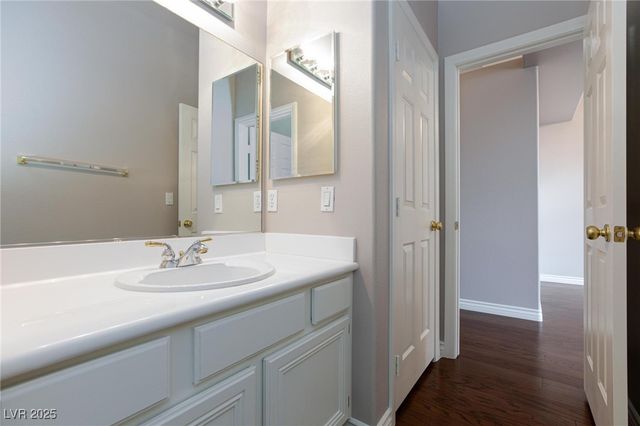 672 Hitchen Post Drive, Henderson, NV 89011