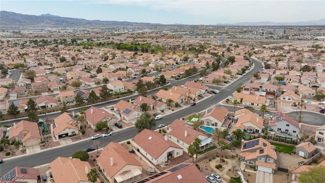 672 Hitchen Post Drive, Henderson, NV 89011