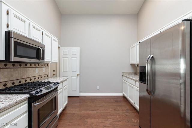 672 Hitchen Post Drive, Henderson, NV 89011