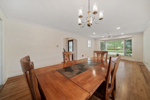 5320 Suffield Court, Skokie, IL 60077