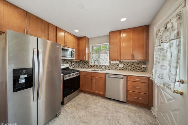 5320 Suffield Court, Skokie, IL 60077