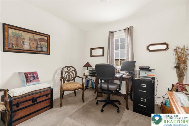 7695 Barrow Drive, Macungie Boro, PA 18062