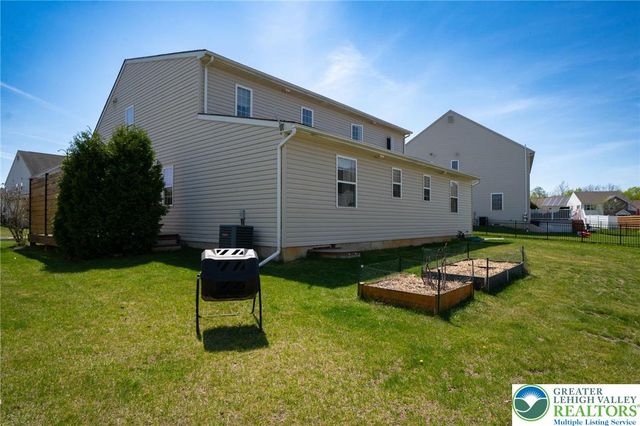 7695 Barrow Drive, Macungie Boro, PA 18062