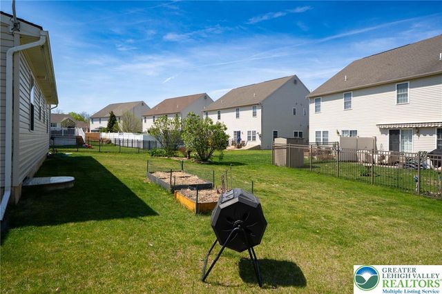 7695 Barrow Drive, Macungie Boro, PA 18062