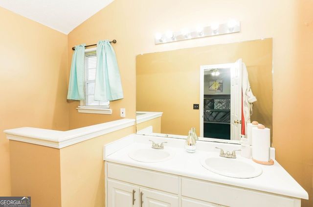 5055 River Overlook Way, Lithonia, GA 30038