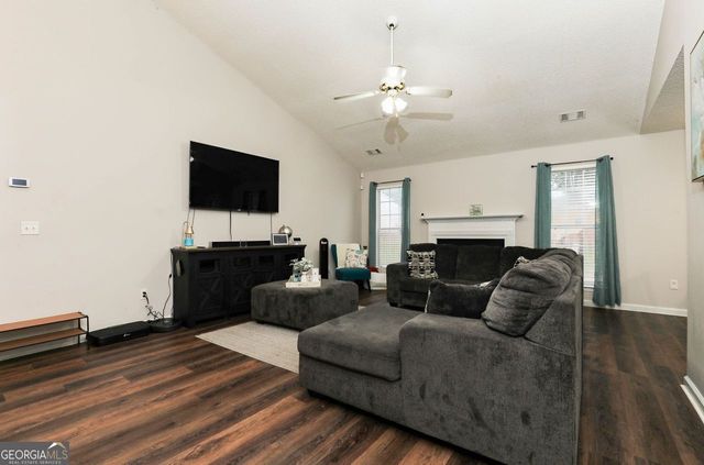 5055 River Overlook Way, Lithonia, GA 30038