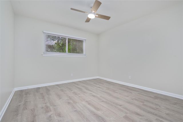 520 Cutty TRL B, Lakeway, TX 78734