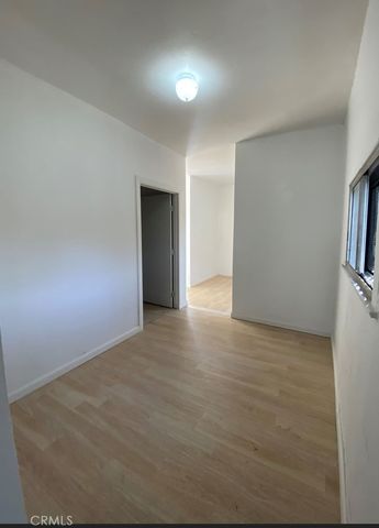 5324 Pacific Boulevard, Huntington Park, CA 90255