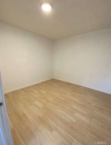 5324 Pacific Boulevard, Huntington Park, CA 90255