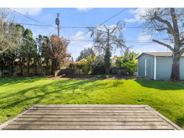 837 Se 169TH Dr, Portland, OR 97233