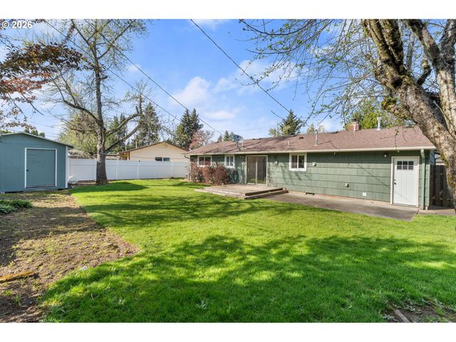 837 Se 169TH Dr, Portland, OR 97233