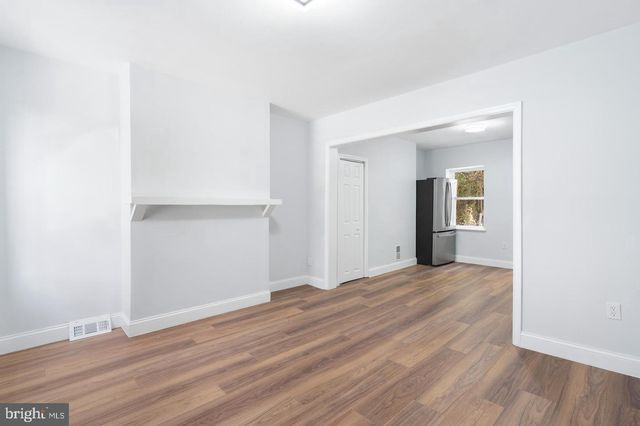 105 CARROLLTON AVE, Baltimore, MD 21223