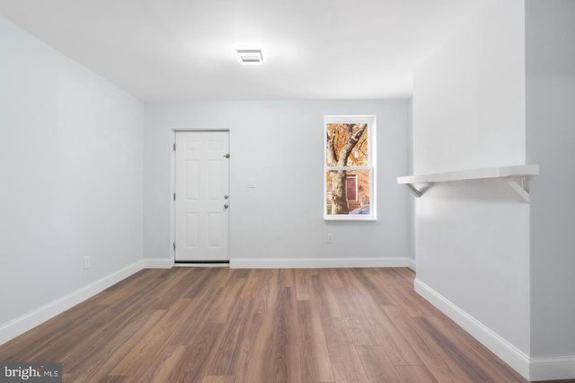 105 CARROLLTON AVE, Baltimore, MD 21223