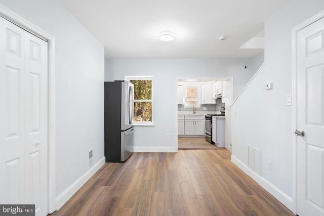105 CARROLLTON AVE, Baltimore, MD 21223