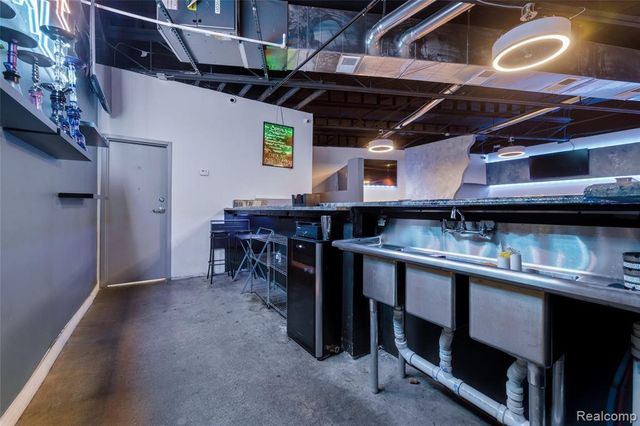 10340 Van Dyke Street, Detroit, MI 48234