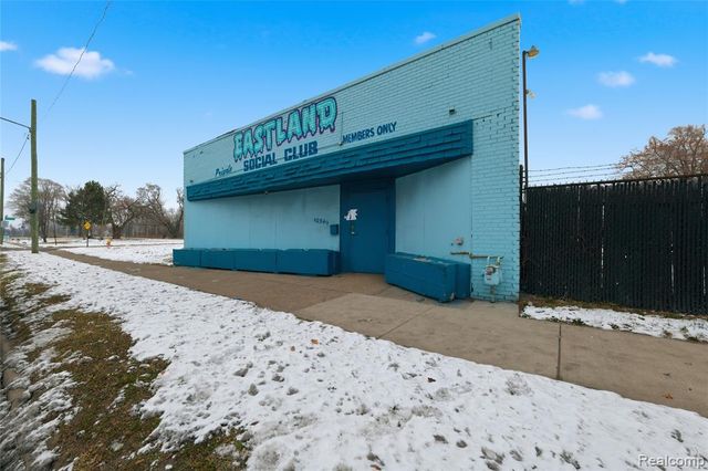 10340 Van Dyke Street, Detroit, MI 48234