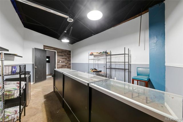 10340 Van Dyke Street, Detroit, MI 48234