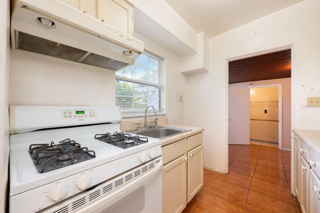 6028 MIMOSA DRIVE, Orlando, FL 32807