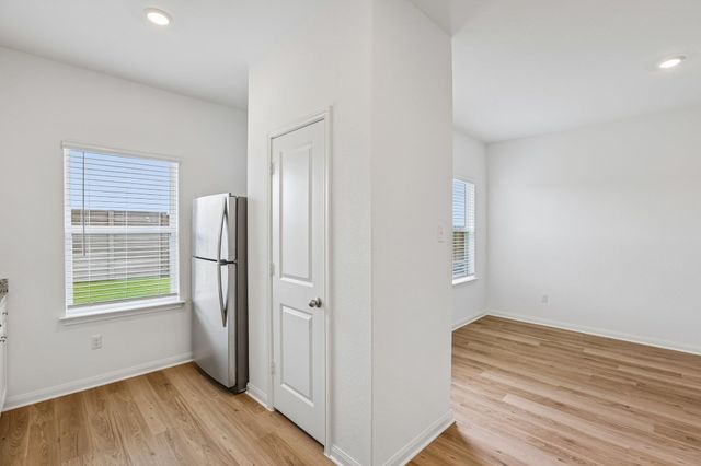18400 Stellers Sea ST, Elgin, TX 78621