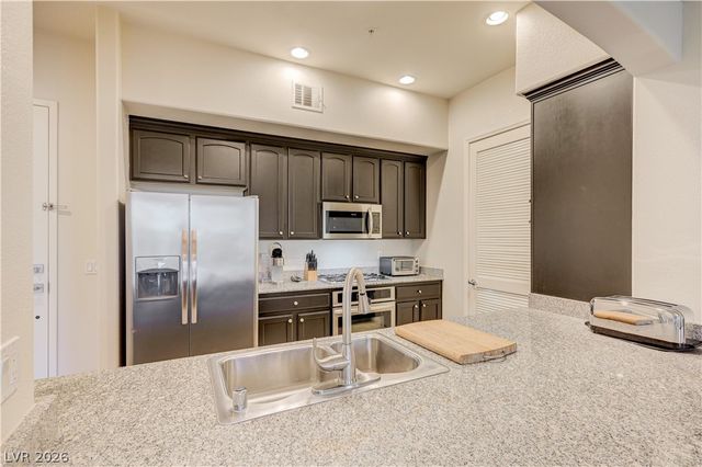 38 East Serene Avenue 232, Las Vegas, NV 89123