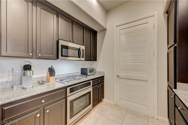 38 East Serene Avenue 232, Las Vegas, NV 89123