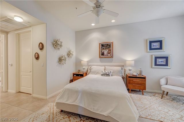 38 East Serene Avenue 232, Las Vegas, NV 89123