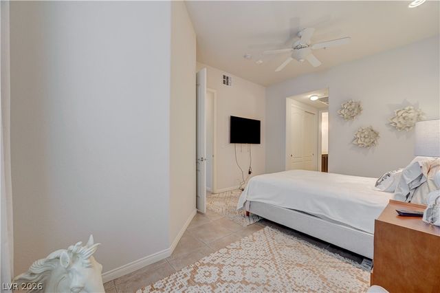 38 East Serene Avenue 232, Las Vegas, NV 89123