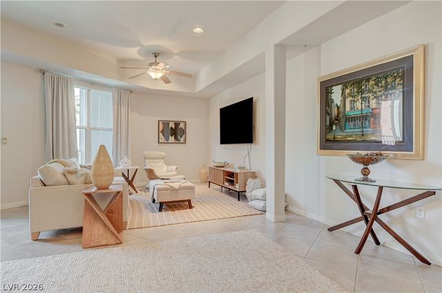 38 East Serene Avenue 232, Las Vegas, NV 89123