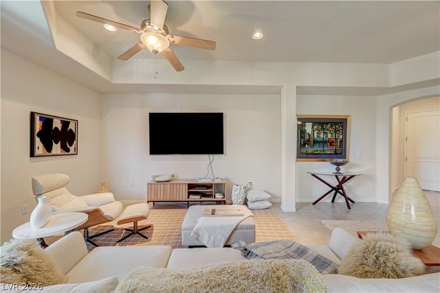 38 East Serene Avenue 232, Las Vegas, NV 89123