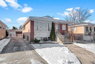 7820 Nagle Avenue, Burbank, IL 60459